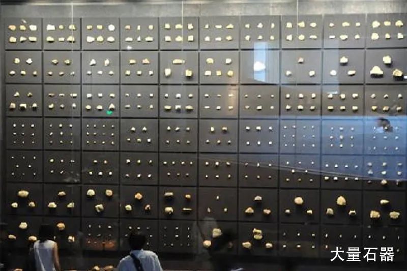 北京猿人遗址发现的大量石器