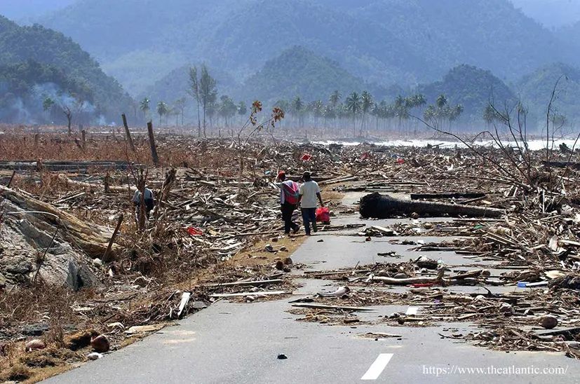 2004年海啸受灾的印尼滨海公路